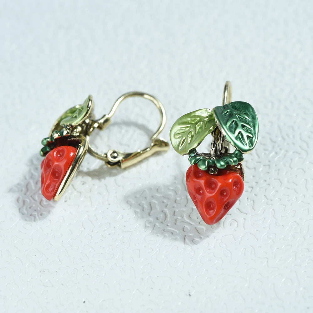 ICEYY Luxury Vintage Red Resin Strawberry Choker Necklace  Earrings Set For Women Wedding Jewelery